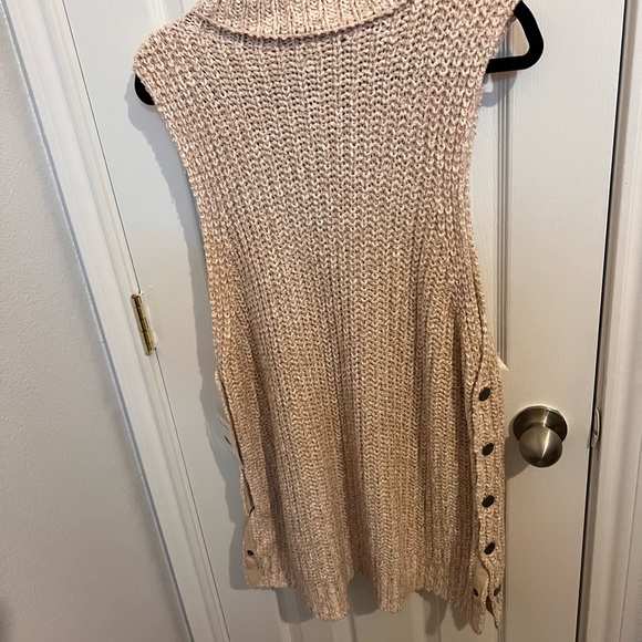 FREE PEOPLE VALENTINA BLUSH SWEATER NWT - Picture 7 of 9